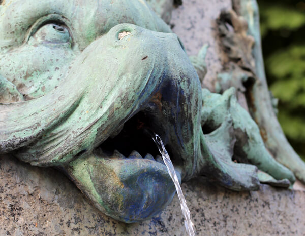 Drache am Kaiserbrunnen